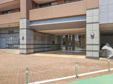 【埼玉県/入間市大字下藤沢】レーベンハイム武蔵藤沢シンフォニアの杜 エントランス