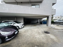 【埼玉県/入間市東藤沢】ユアコート武蔵藤沢 駐車場