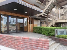 【埼玉県/新座市栗原】ライオンズマンションひばりヶ丘第2 エントランス