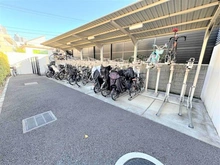 【埼玉県/所沢市元町】プレシス所沢元町 駐輪場