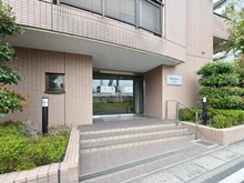 【埼玉県/さいたま市北区日進町】リヴェリエ大宮日進 エントランス