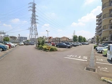 【埼玉県/所沢市向陽町】エステ・スクエア新所沢 駐車場