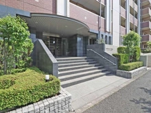 【東京都/東村山市恩多町】アンビシャス久米川 エントランス