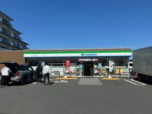 【埼玉県/所沢市西所沢】ライオンズプラザ西所沢 ファミリーマート所沢金山町店（現地より約350m）：
