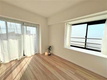 【埼玉県/所沢市大字北秋津】ワコーレ所沢III 洋室：※約5.2帖の洋室