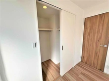 【埼玉県/所沢市大字北秋津】ワコーレ所沢III 収納：※約5.2帖の洋室
　ウォークインクローゼット