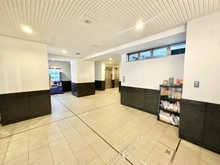 【埼玉県/所沢市御幸町】エクセルシオール所沢 エントランス