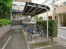【東京都/東村山市栄町】ナイスアーバン久米川 駐輪場