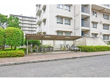 【埼玉県/志木市館】志木ニュータウン東の森壱番街 9号棟 駐輪場