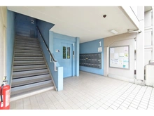 【埼玉県/志木市館】志木ニュータウン東の森壱番街 9号棟 敷地内