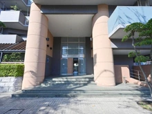 【埼玉県/川越市大字鯨井新田】キャッスルメジェール川越デュオステージ アプローチ