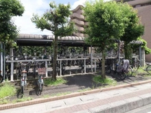 【埼玉県/新座市石神】モア・ステージ東久留米 駐輪場