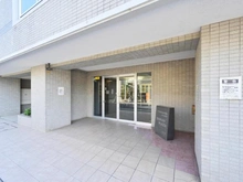 【埼玉県/鶴ヶ島市大字鶴ヶ丘】鶴ヶ島駅通りダイカンプラザ エントランス