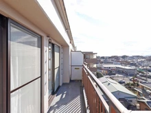 【埼玉県/狭山市大字東三ツ木】朝日パリオ新狭山 バルコニー