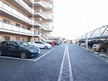 【埼玉県/狭山市大字東三ツ木】朝日パリオ新狭山 駐車場