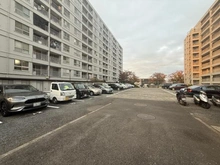 【埼玉県/所沢市大字北秋津】所沢コーポラスA棟 駐車場