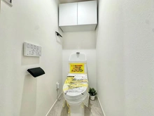 【東京都/東村山市栄町】シャインハイツ久米川駅前 トイレ：収納棚付き