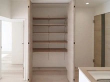 【埼玉県/所沢市向陽町】向陽ハイツB棟 収納