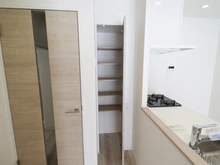 【埼玉県/所沢市向陽町】向陽ハイツB棟 収納