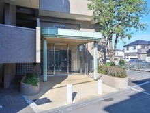 【埼玉県/入間市東藤沢】ハイホーム武蔵藤沢 エントランス