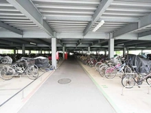 【埼玉県/川越市泉町】レーベンスクエアコンセルティエ 駐輪場