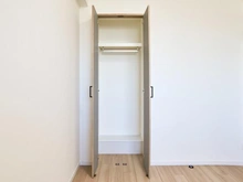 【埼玉県/新座市新堀】清瀬南パークホームズ 洋室：収納