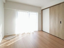 【埼玉県/入間市春日町】入間ビレッジ 8号棟 洋室