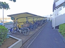 【埼玉県/入間市春日町】入間ビレッジ 8号棟 駐輪場