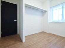 【埼玉県/川越市脇田本町】セラード川越 洋室：※約5.0帖の洋室