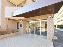 【埼玉県/川越市脇田本町】セラード川越 エントランス