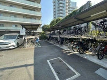 【東京都/小平市小川町】ルフォンソレイユ小平小川町 駐輪場