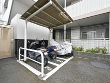 【埼玉県/川越市新宿町】グーディッシュ川越アルバートル バイク置き場