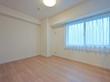 【埼玉県/さいたま市大宮区吉敷町】ローヤルシティ大宮吉敷町 洋室：※約6.0帖の洋室