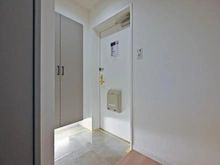 【埼玉県/さいたま市大宮区吉敷町】ローヤルシティ大宮吉敷町 玄関