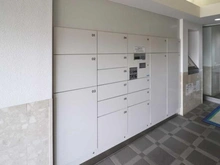 【埼玉県/所沢市向陽町】エステ・スクエア新所沢 宅配BOX