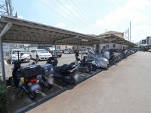 【埼玉県/所沢市向陽町】エステ・スクエア新所沢 バイク置き場