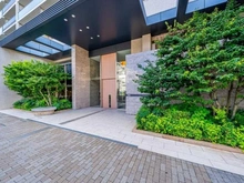 【埼玉県/志木市本町】プラウドシティ志木本町 マスターコート エントランス