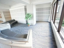 【埼玉県/所沢市西所沢】サーパスシティ所沢 ラウンジ