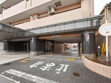 【埼玉県/さいたま市北区東大成町】ライオンズマンション大宮宮原 駐車場