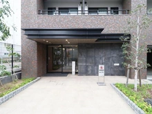 【埼玉県/川越市脇田本町】プレシスヴィアラ川越 エントランス
