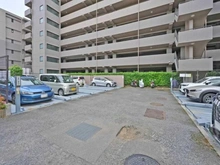 【埼玉県/所沢市東所沢】レクセルガーデン東所沢 駐車場