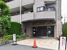 【埼玉県/所沢市宮本町】ライオンズガーデン航空公園 エントランス