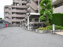【埼玉県/所沢市宮本町】ライオンズガーデン航空公園 駐輪場