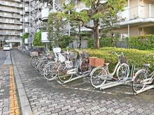 【埼玉県/草加市旭町】メイツ草加 駐輪場