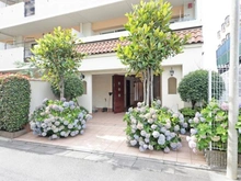 【東京都/東村山市美住町】ゼファー久米川ミーティス エントランス