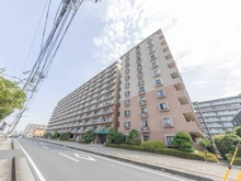 【埼玉県/越谷市大字西方】エフローレ新越谷ロイヤルガーデン 外観