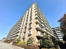 【埼玉県/越谷市大字西方】エフローレ新越谷ロイヤルガーデン 外観