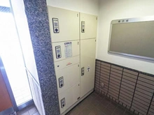 【埼玉県/所沢市大字久米】ワコーレ所沢ヴェルシード 宅配BOX