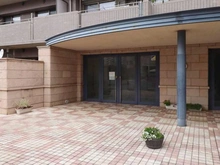 【埼玉県/所沢市くすのき台】ユアコート所沢壱番館 エントランス
