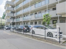 【埼玉県/所沢市弥生町】ステイツ新所沢 駐車場